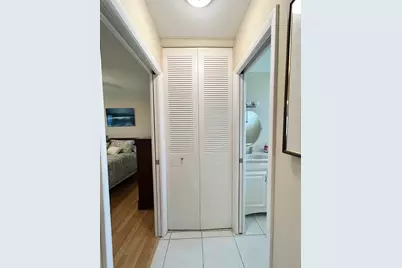 2811 Ashley Drive W #E, West Palm Beach, FL 33415 - Photo 12