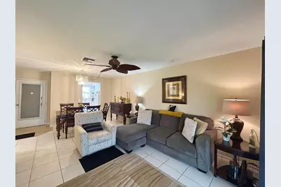 2811 Ashley Drive W #E, West Palm Beach, FL 33415 - Photo 10