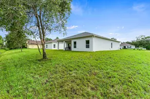 8115 104th Ave, Vero Beach, FL 32967 - Photo 40