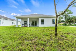8115 104th Ave, Vero Beach, FL 32967 - Photo 40
