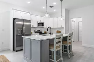 8115 104th Ave, Vero Beach, FL 32967 - Photo 16
