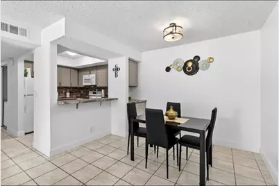 1548 SE Royal Green Circle #206, Port Saint Lucie, FL 34952 - Photo 4