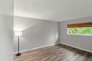 2110 NE 39th St, Fort Lauderdale, FL 33308 - Photo 12