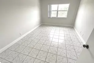 2555 NE 11th St, Fort Lauderdale, FL 33304 - Photo 8