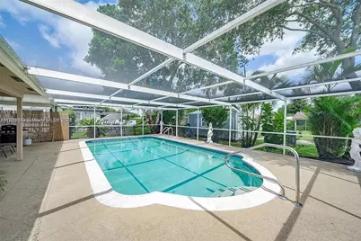 4205 McKinley Street, Hollywood, FL 33021 - Photo 2