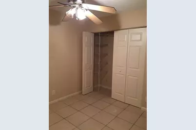 1204 SW 74th Avenue, North Lauderdale, FL 33068 - Photo 8