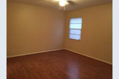 1204 SW 74th Avenue, North Lauderdale, FL 33068 - Photo 6