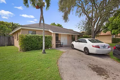1204 SW 74th Avenue, North Lauderdale, FL 33068 - Photo 1