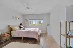 2104 S Cypress Bend Dr, Pompano Beach, FL 33069 - Photo 8