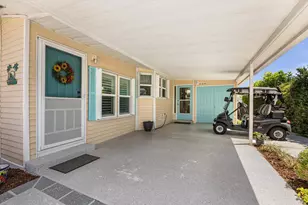 8516 Marlberry Ct, Port Saint Lucie, FL 34952 - Photo 4