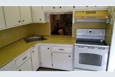 6091 NW 61st Avenue #103, Tamarac, FL 33319 - Photo 12