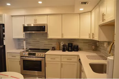3090 N Course Drive #805, Pompano Beach, FL 33069 - Photo 2