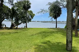 806 S Lakeside Dr, Lake Worth Beach, FL 33460 - Photo 4
