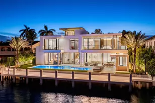 68 Isla Bahia Dr, Fort Lauderdale, FL 33316 - Photo 2