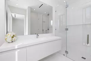 68 Isla Bahia Dr, Fort Lauderdale, FL 33316 - Photo 64