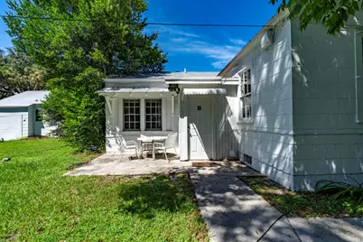 1837 22nd Avenue #Unit B, Vero Beach, FL 32960 - Photo 2