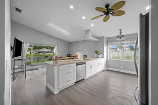 5851 Amethyst Ct, Boynton Beach, FL 33472 - Photo 8