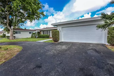 5017 Roosevelt Street, Hollywood, FL 33021 - Photo 2