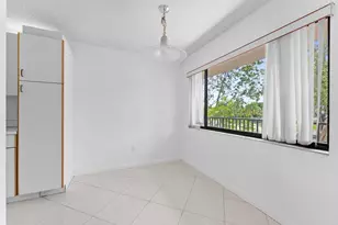 10634 W Clairmont Cir, Tamarac, FL 33321 - Photo 10