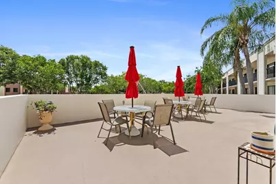 10634 W Clairmont Circle, Tamarac, FL 33321 - Photo 8