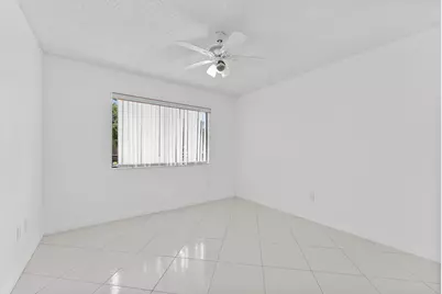 10634 W Clairmont Circle, Tamarac, FL 33321 - Photo 24