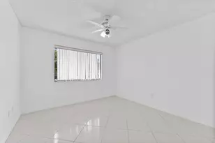 10634 W Clairmont Cir, Tamarac, FL 33321 - Photo 24