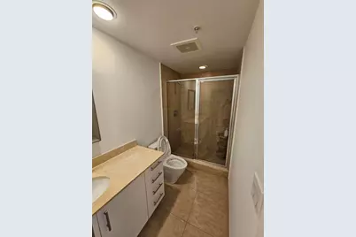 550 Okeechobee Boulevard #1402, West Palm Beach, FL 33401 - Photo 12