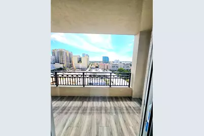 550 Okeechobee Boulevard #1402, West Palm Beach, FL 33401 - Photo 4