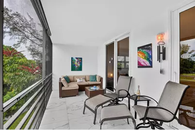 3121 Cambridge F #3121, Deerfield Beach, FL 33442 - Photo 2