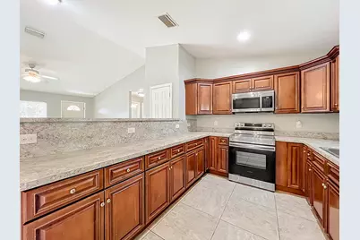 608 Masters Avenue, Wildwood, FL 34785 - Photo 10
