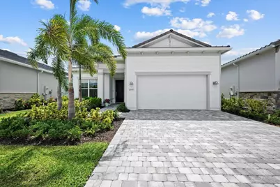 10571 Northbrook Circle, Palm Beach Gardens, FL 33412 - Photo 2