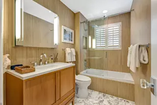 136 Worth Ct S, West Palm Beach, FL 33405 - Photo 28