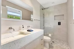 136 Worth Ct S, West Palm Beach, FL 33405 - Photo 40