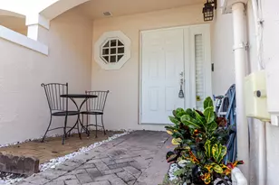 8956 NW 38th Dr, Coral Springs, FL 33065 - Photo 2