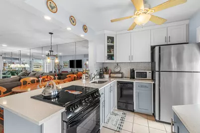 2161 NE 1st Court #205, Boynton Beach, FL 33435 - Photo 4