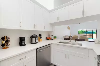 1250 Parkside Green Drive #B, Greenacres, FL 33415 - Photo 8