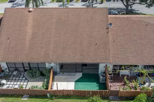 1250 Parkside Green Dr, Greenacres, FL 33415 - Photo 32