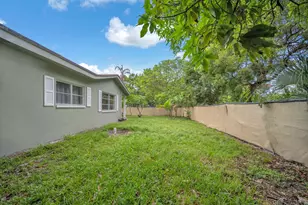 461 NW 17th Pl, Fort Lauderdale, FL 33311 - Photo 8