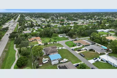 202 SE Grove Avenue, Port Saint Lucie, FL 34983 - Photo 48