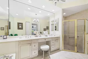 101 Palm Bay Cir, Palm Beach Gardens, FL 33418 - Photo 14