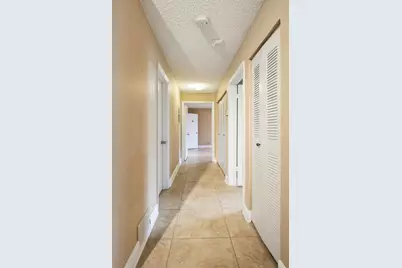 3350 Pinewalk Drive N #1411, Margate, FL 33063 - Photo 12