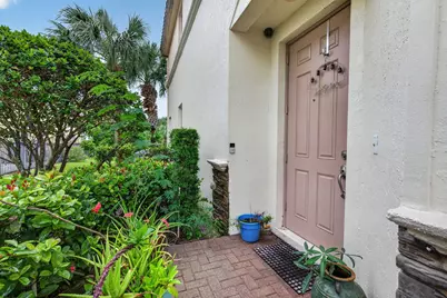 7791 SW 52nd Place #7791, Davie, FL 33328 - Photo 4