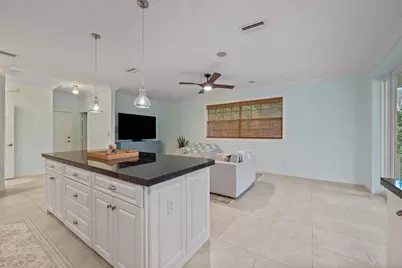 148 Scarborough Terrace, Wellington, FL 33414 - Photo 24