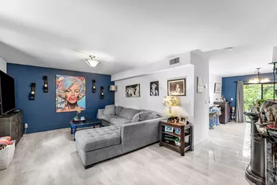 209 Wimbledon Lakes Drive, Plantation, FL 33324 - Photo 4