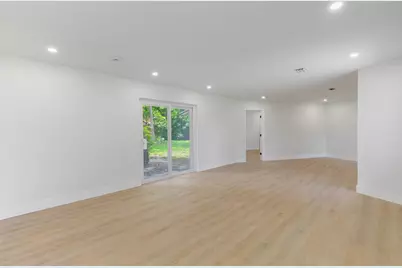 413 N Ware Drive, West Palm Beach, FL 33409 - Photo 2