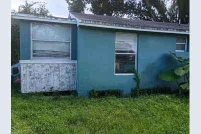 703 Dundas Court, Fort Pierce, FL 34950 - Photo 6