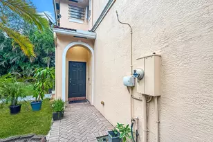 4528 Thornwood Cir, West Palm Beach, FL 33418 - Photo 2