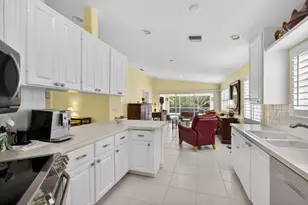 8522 SE Retreat Dr, Hobe Sound, FL 33455 - Photo 18