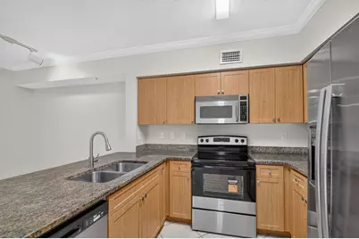 6370 Emerald Dunes Drive #203, West Palm Beach, FL 33411 - Photo 2