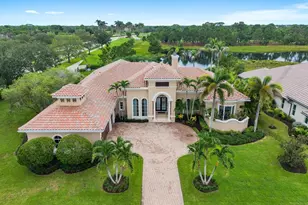 102 SE Rio Casarano, Port Saint Lucie, FL 34984 - Photo 2
